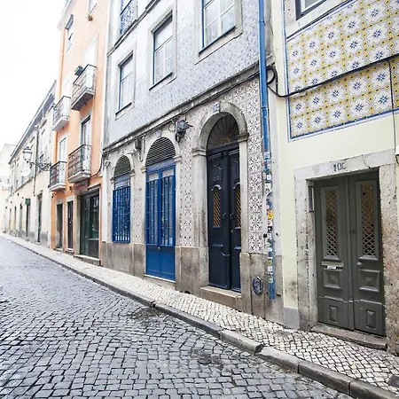 Mezzanine With A View In Bairro Alto Apartmán